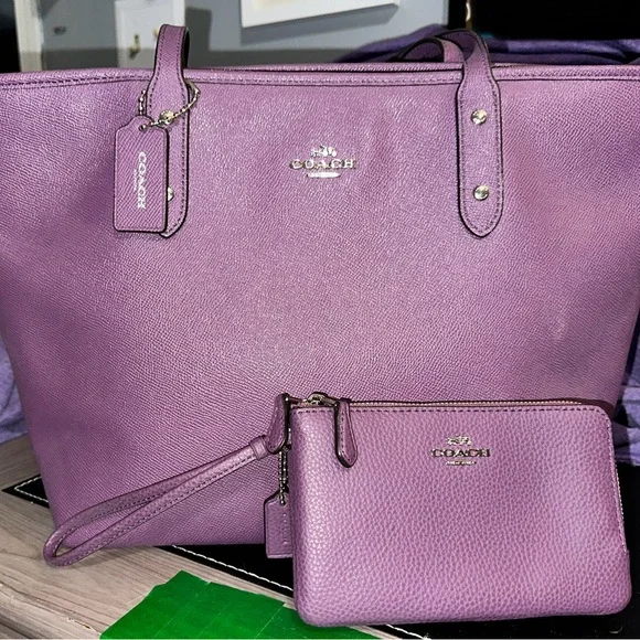 Coach | Bags | Coach Purple Womens Tote Bag And Wristlet Set  display picture 3